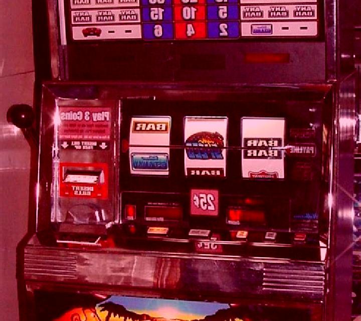 Cirque De Fous slot machine