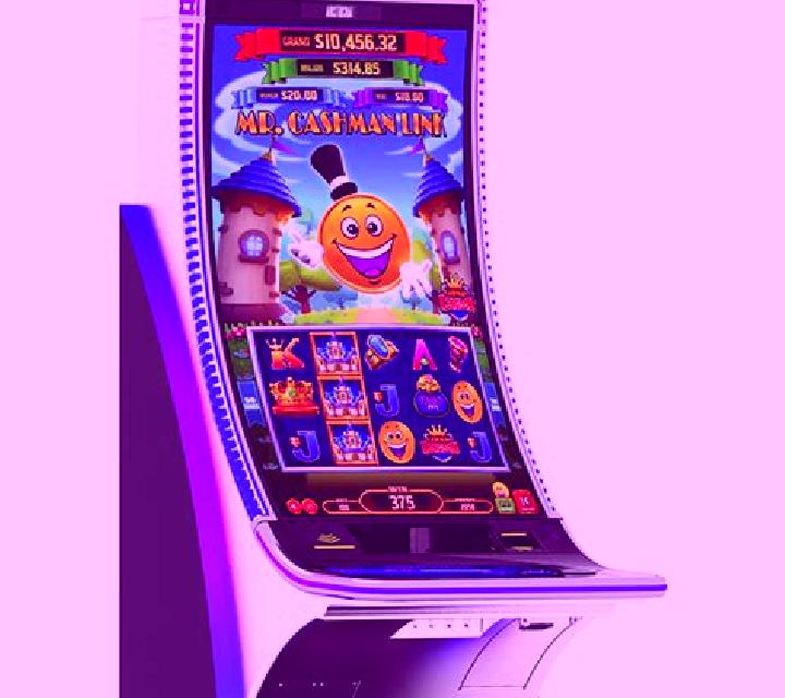 Cleopatra PLUS slot machine