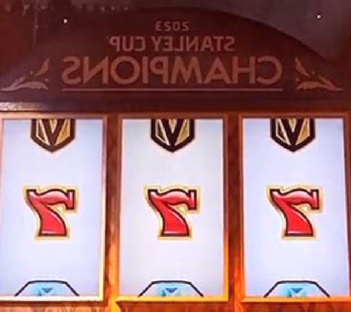 Illuminous slot game