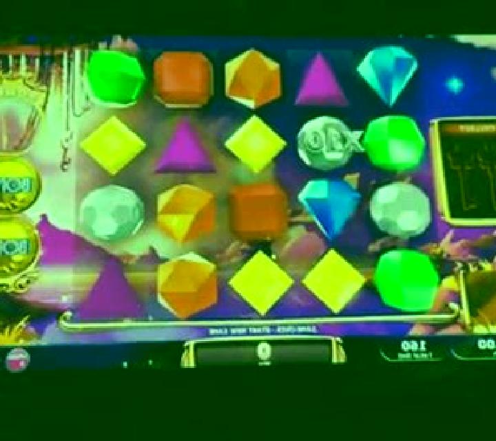 Pillars of Luck online slot