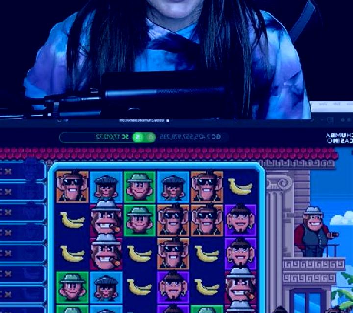 PowerBucks Wheel of Fortune Diamonds Deluxe Date Night slot