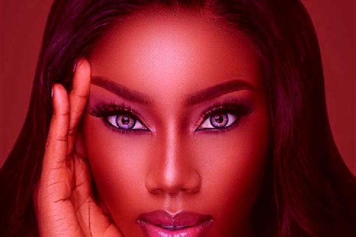 Vault Crash slot machine